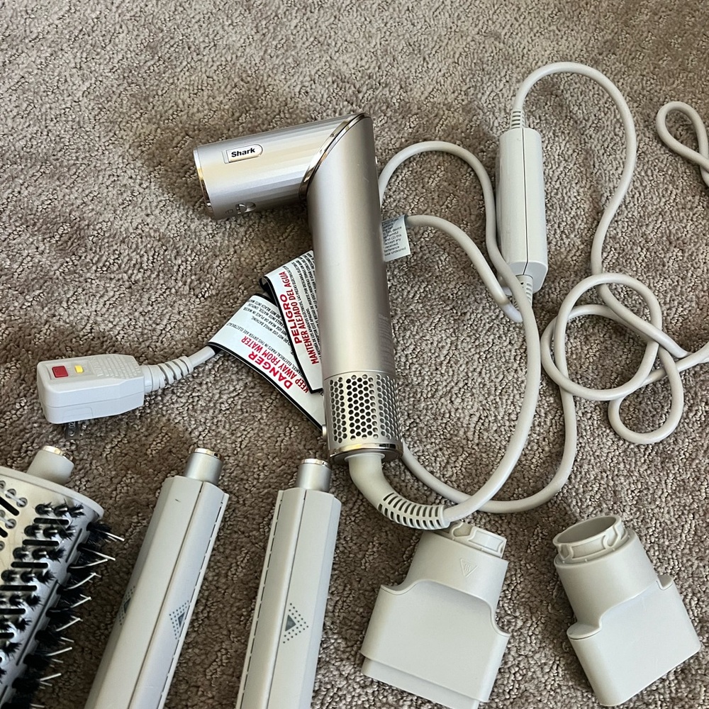Shark Silver Hair Dryer with Attachments